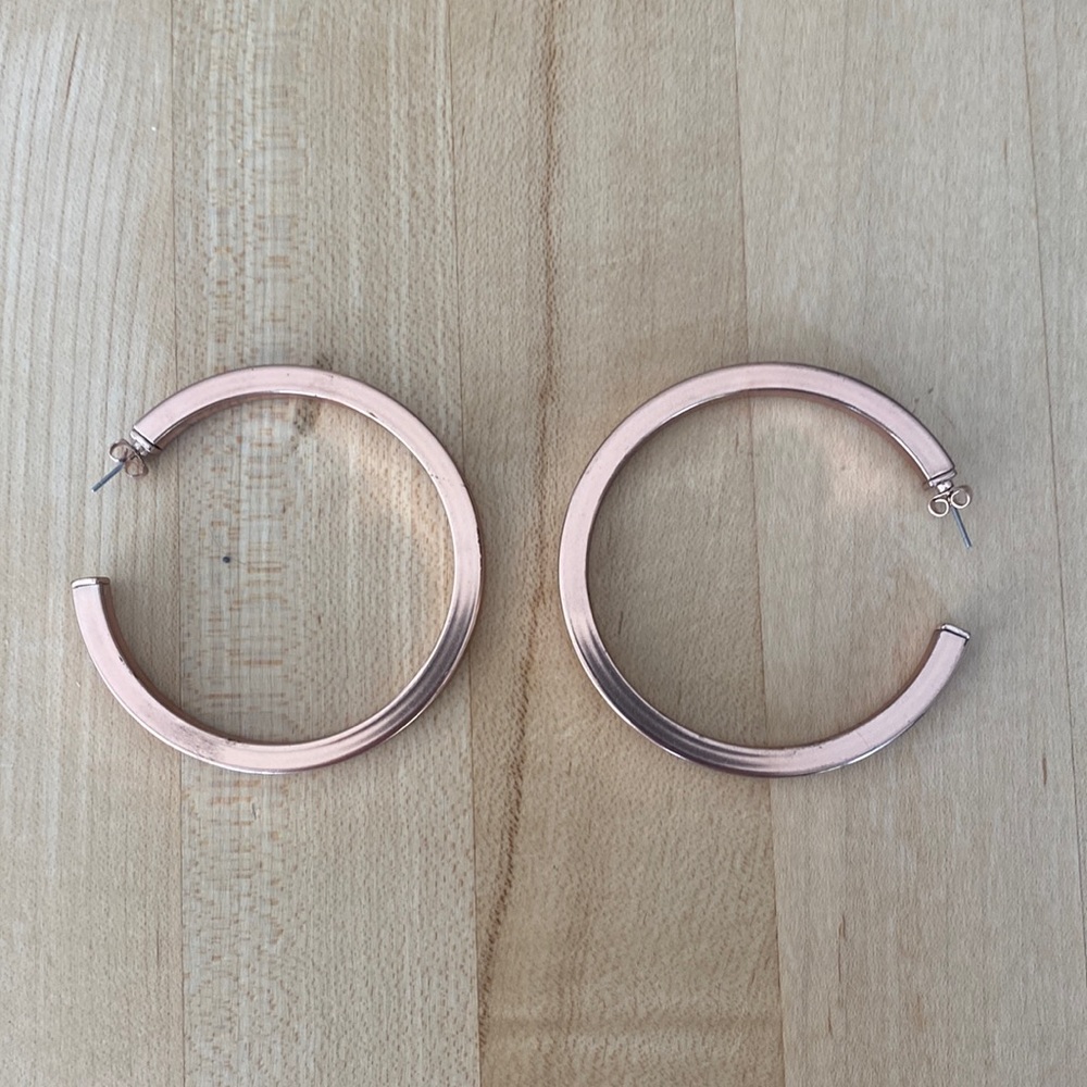 NWOT Free People Rose Gold hoops